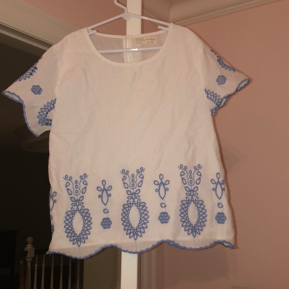 Tee shirt
